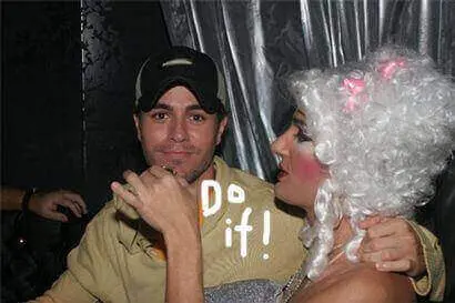 Enrique Iglesias gay drag queen
